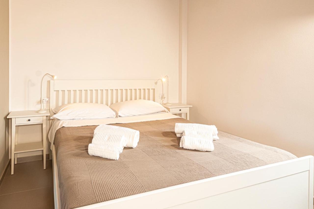 B&B Villa Costanza Lacona Ngoại thất bức ảnh